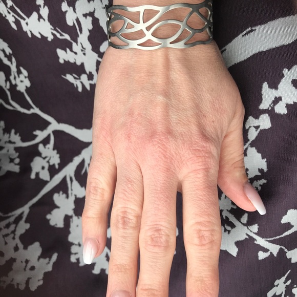 SteelX Open Cuff Bangle - Picture 3 of 4